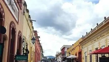 Ado Express - San Cristóbal de lass Casas, centro - San Cristóbal De Las Casas