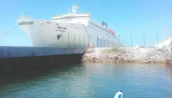 Embarcadero Playa Sur/South Beach Jetty Ferry transportation to Stone Island - Mazatlán