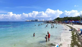 Playa Tortuga Ferry Terminal - Zona Hotelera