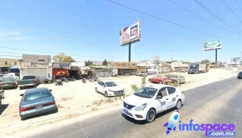 Tim Premier y Autobuses Unidos de Nayarit Terminal Blvd. 2000 de Tijuana - Francisco Villa 2Da Secc