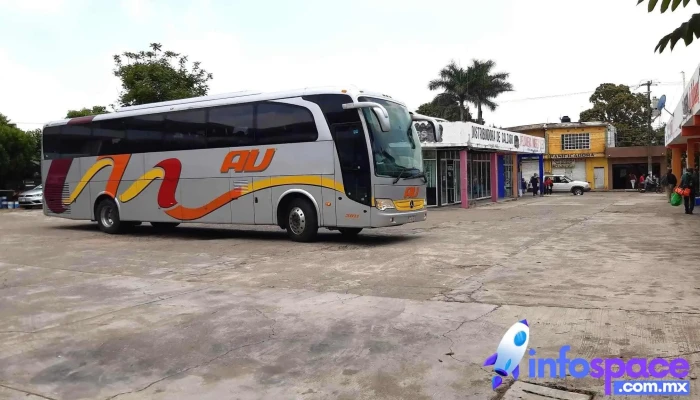 Ado Villa Isla -  Barcelona Bus Turistic - Isla