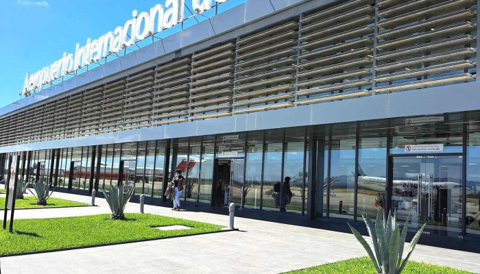 Aeropuerto Internacional de La Paz - Gral. Manuel Márquez de León - 23206 La Paz