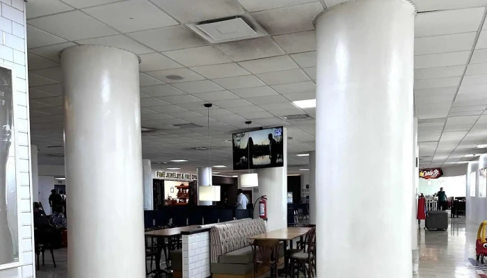 Aeropuerto Internacional De Mazatlan General Rafael Buelna Precios - Mazatlán