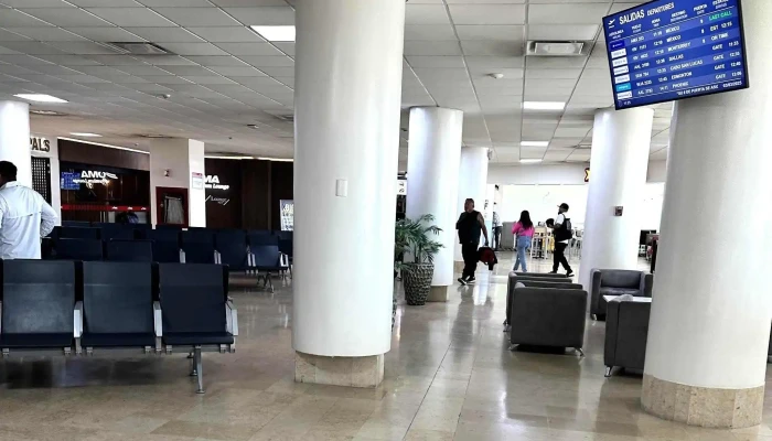 Aeropuerto Internacional De Mazatlan General Rafael Buelna Videos - Mazatlán