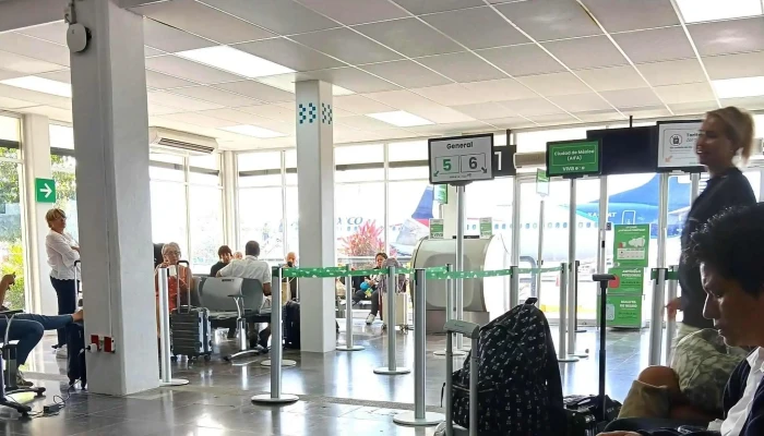 Aeropuerto Internacional De Puerto Escondido -  Videos - Puerto Escondido