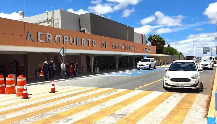 Aeropuerto Internacional de Zacatecas - Carretera Federal 45
