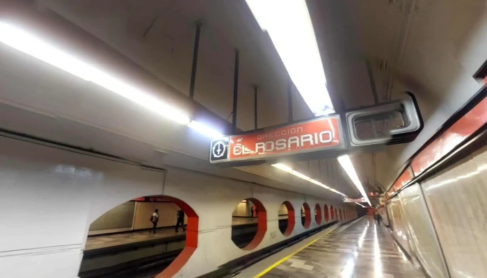 Aquiles Serdan Parada De Tren Subterraneo - Ciudad de México