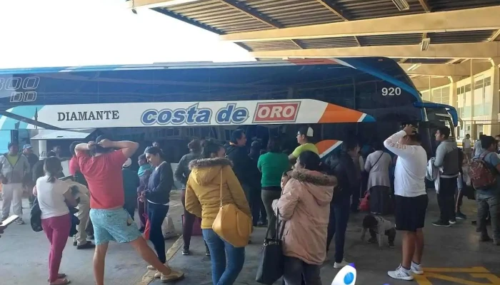 Autobuses Costa De Oro Miahuatlan - Miahuatlán De Porfirio Díaz