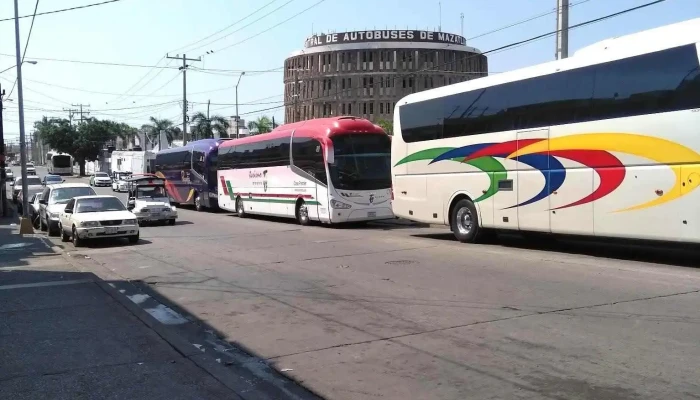 Autobuses Estrella Blanca Mazatlan Automovil - Mazatlán