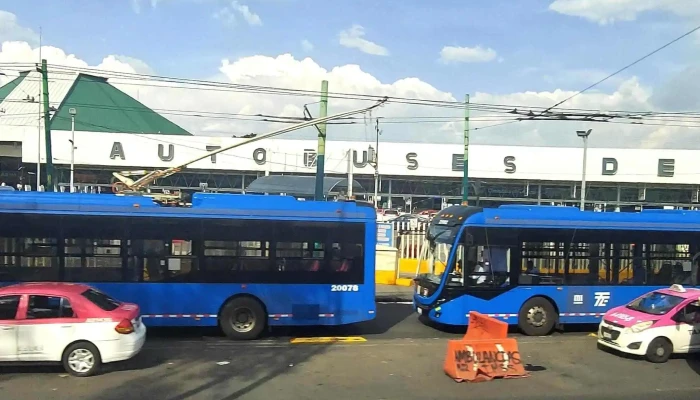 Autobuses Etn Turistar En Central Del Norte -  Comentarios - Gustavo A. Madero, Ciudad de México
