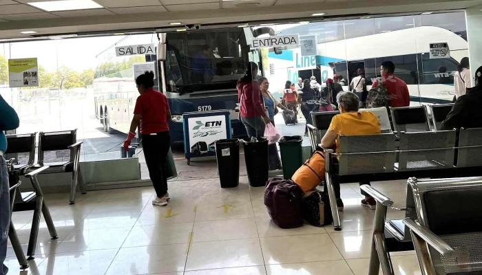Autobuses Etn Turistar En Terminal Observatorio Cdmx Abierto Ahora - Álvaro Obregón, Ciudad de México