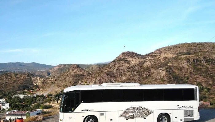 Autobuses Teotihuacan -  Barcelona Bus Turistic - Gustavo A. Madero, Ciudad de México