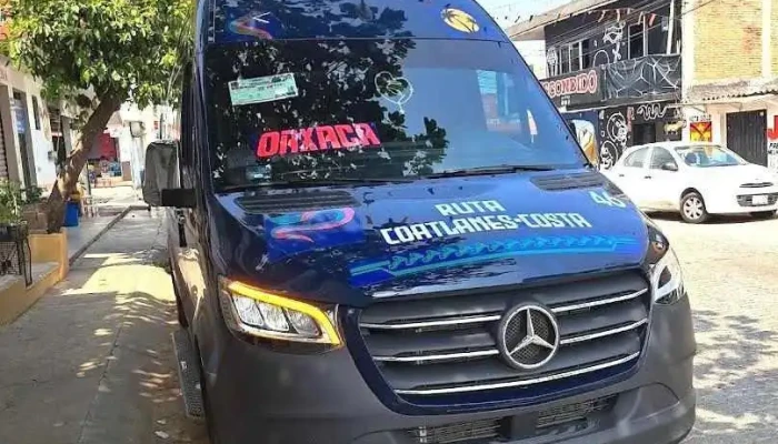Autotransporte a Oaxaca "Ruta Coatlanes - Costa Sa de Cv " - Puerto Escondido