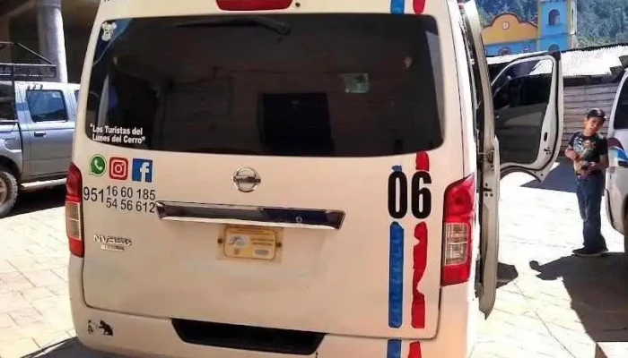 Autotransportes Los Turistas Del Lunes Del Cerro - Oaxaca De Juárez