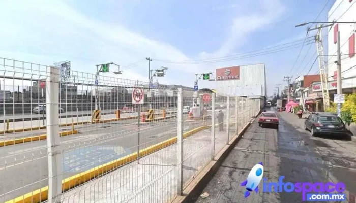 Av. Carlos Hank González y Blvr. de los Aztecas - Ecatepec De Morelos