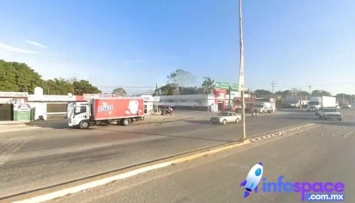 Bacalar Bus Station - Q.r