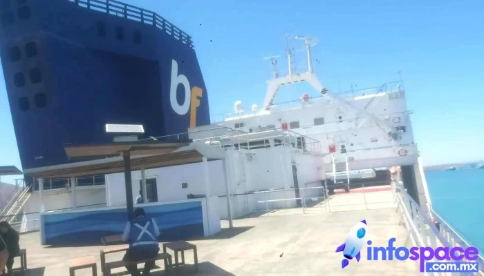 Baja Ferries Pichilingue -  Mar - La Paz