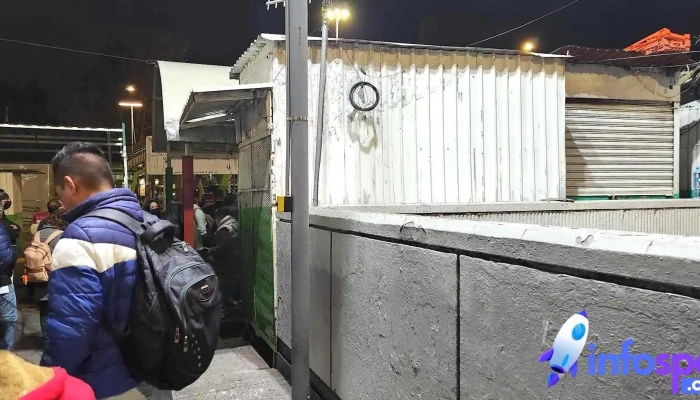 Base De Combis La Raza -  Abierto Ahora - San Francisco Coacalco