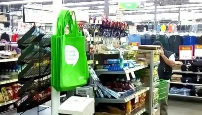 Bodega Aurrera Arbolada Los Sauces Videos - Zumpango de Ocampo