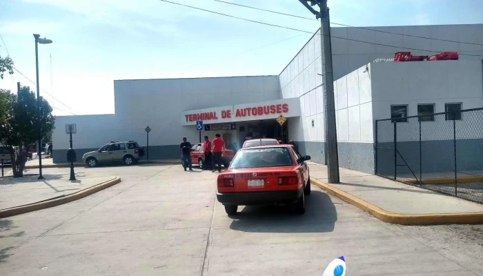 Central De Autobuses Cadereyta - Centro
