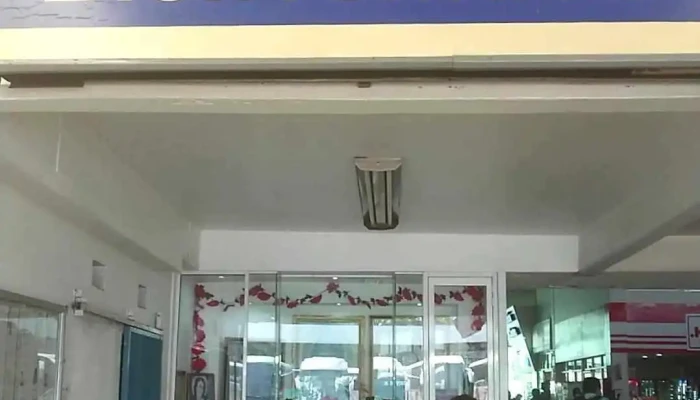 Central De Autobuses Del Sur Terminal Taxquena Videos - Coyoacán, Ciudad de México
