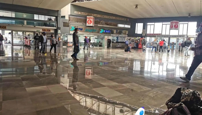 Central De Autobuses Observatorio -  Lobby - Álvaro Obregón, Ciudad de México