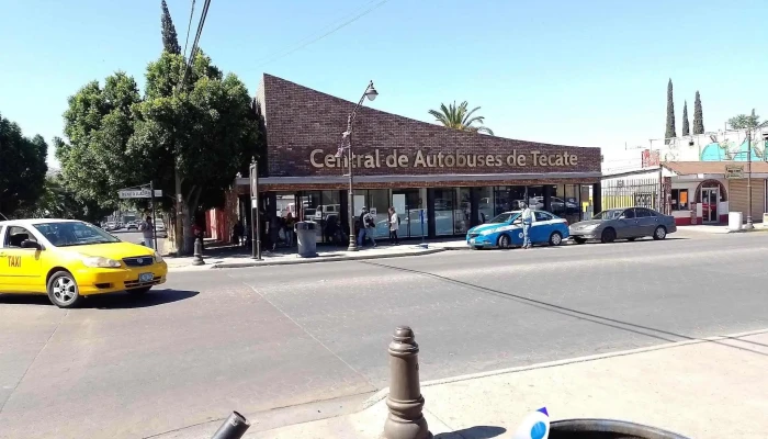 Central de Autobuses Tecate - Tecate Centro