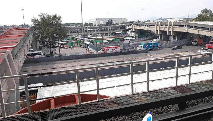 Cetram Pantitlan Estacion De Ferrocarril - Ciudad de México