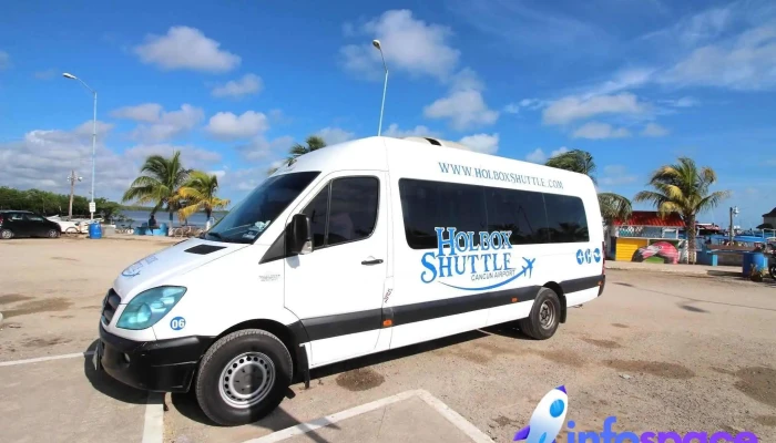 Chiquila Shuttle - Cancun Airport - Departures - 77310 Chiquilá