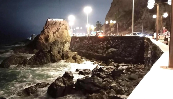 El Clavadista -  Precios - Mazatlán