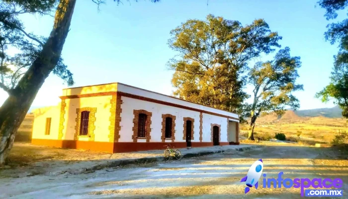 Estación Cascada - Mor