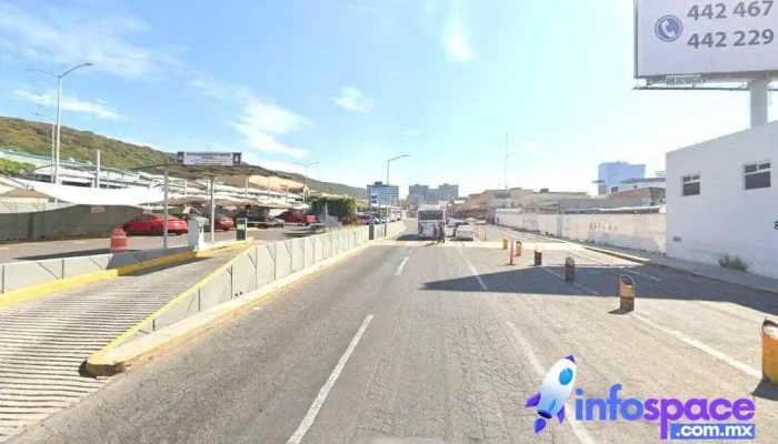 Estacionamiento Terminal - 76090 Santiago De Querétaro