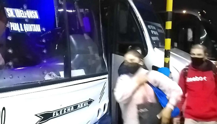 Flecha Azul Central De Autobuses Transportes Queretanos Flecha Azul Puntaje - Santiago de Querétaro
