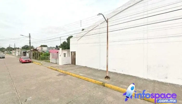 Grupo R Terminales - 86750 Frontera
