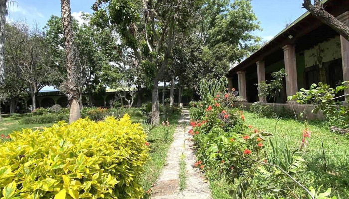 Hacienda De Ajuchitlan - Qro