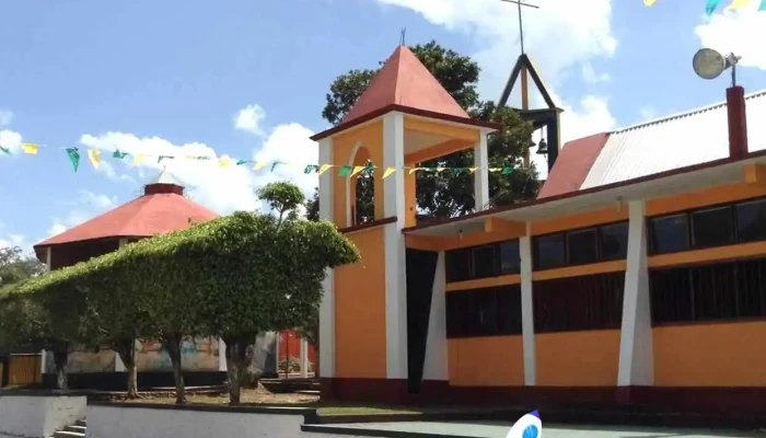 Iglesia Parroquial -  Opiniones - San José Río Manzo