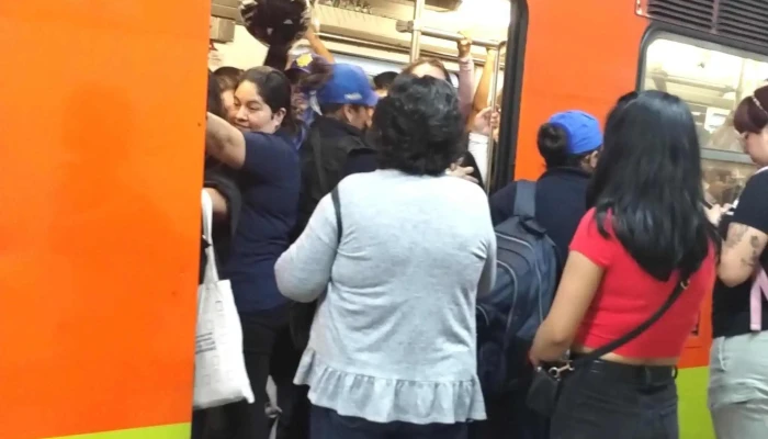 Metro Chabacano Linea 8 Instagram - Cuauhtémoc, Ciudad de México