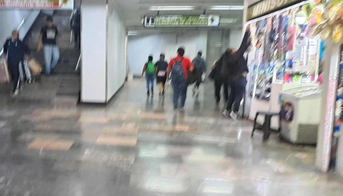 Metro Martín Carrera L6 - Gustavo A. Madero, Ciudad De México