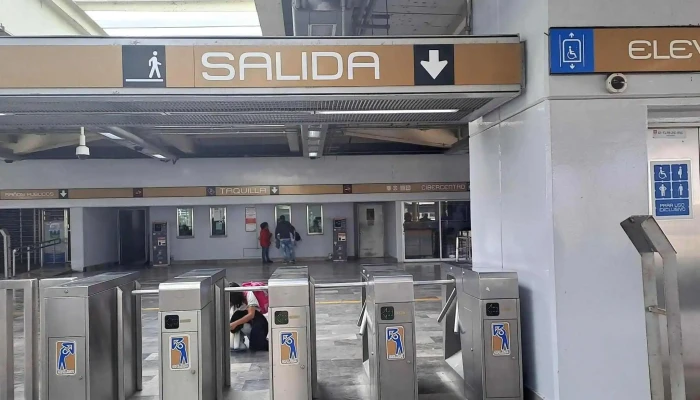 Metro Tlahuac Telefono - Tláhuac, Ciudad de México