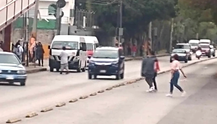 Mexibus L2 Vidriera -  Automovil - Buenavista