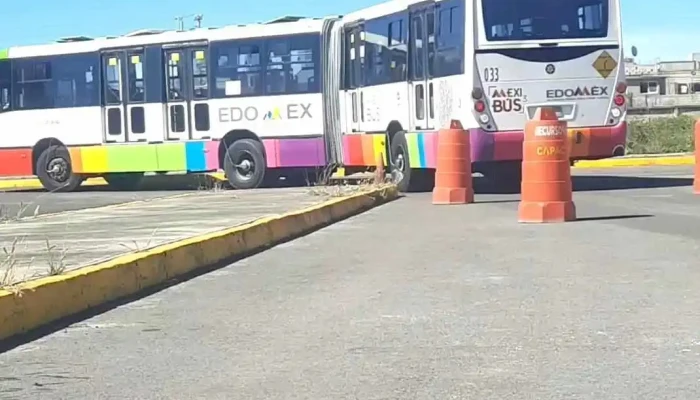 Mexibus Teminal Acuitlapilco -  Videos - Chimalhuacán