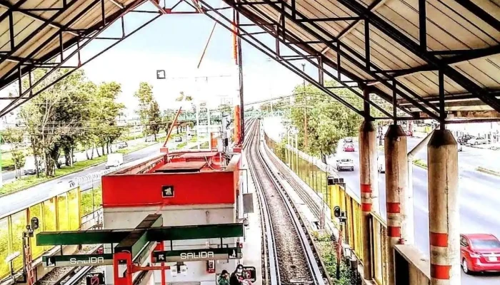 Nezahualcoyotl Parada De Tren Subterraneo - Ciudad Nezahualcoyotl