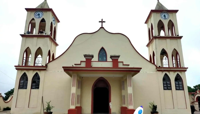 Parroquia San Nicolas de Tolentino (Col. Julián Santiago) - Ver