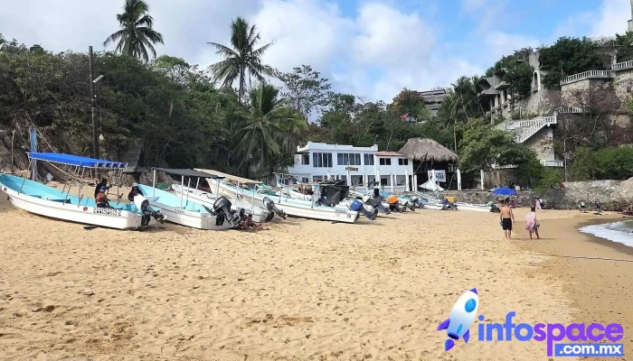 Playa Puerto Angel -  Videos - Puerto Ángel