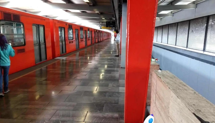 Politecnico Estacion De Ferrocarril - Ciudad de México