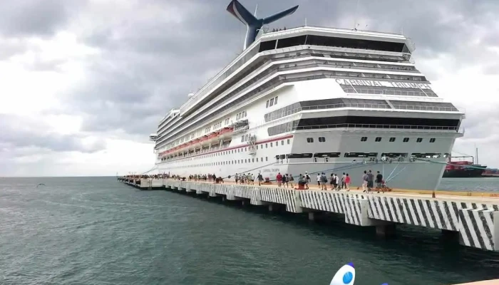 Progreso Cruise Ship Terminal -  Ferri - Progreso