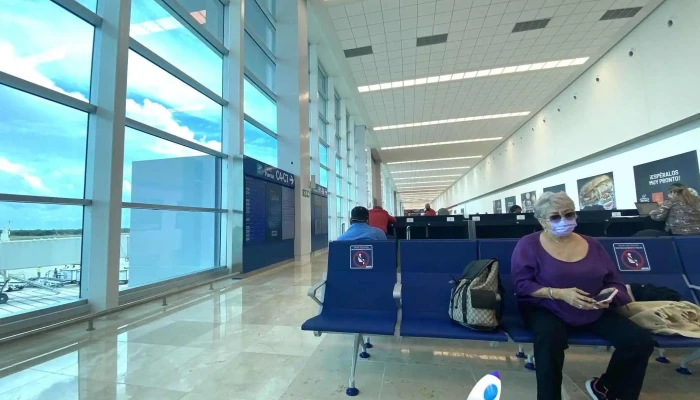 Sala B Aeropuerto Internacional de Mérida - Internacional