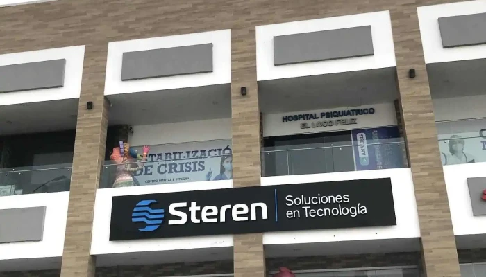 Steren Citadina Escobedo - Av. Raúl Salinas Lozano 555-Loc. 11 Y 12