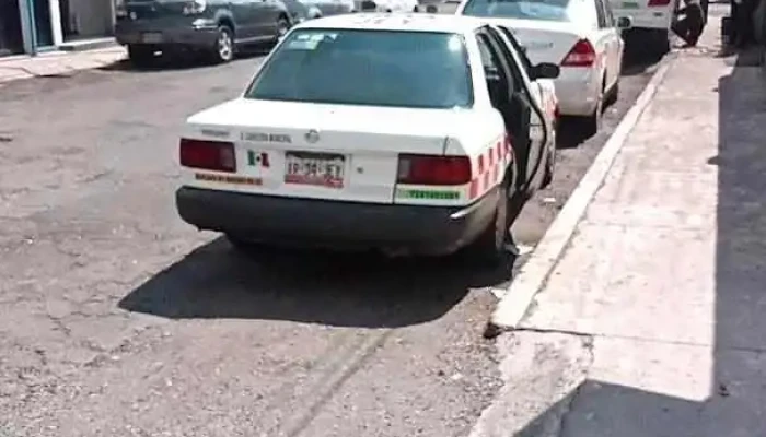 Taxis ( Toluca, Amanalco ) delfines amanalco - Toluca De Lerdo