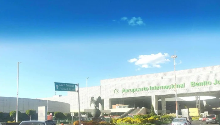 Terminal 2 -    Aeropuerto Abierto Ahora - Ciudad de México